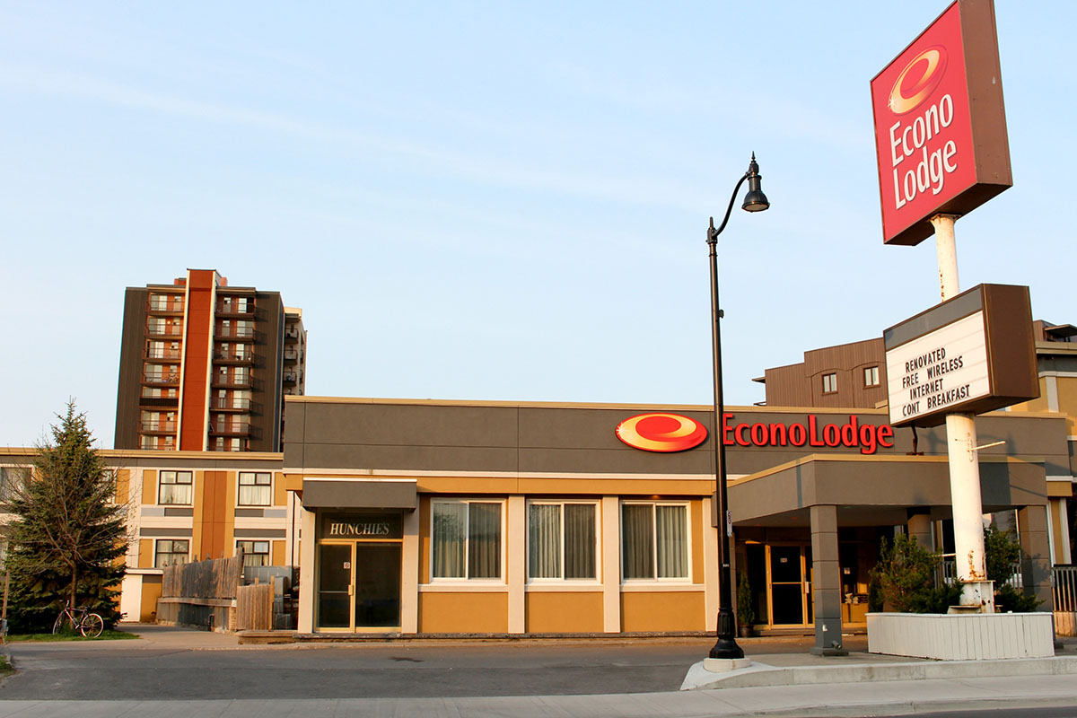 Econo Lodge City Centre exterior of Building